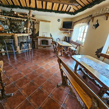 Деревянный коттедж Zirka Karpat Ясиня