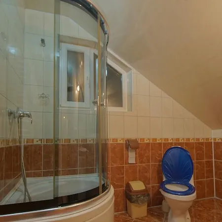 Gerendaház Zirka Karpat *