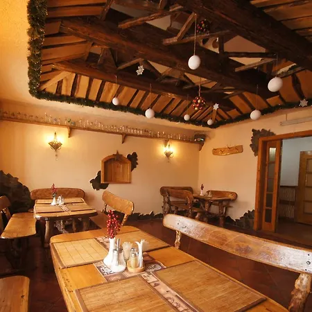 Zirka Karpat Gerendaház *