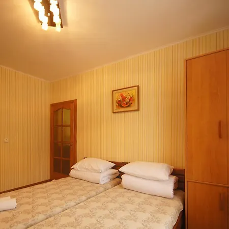 Zirka Karpat *